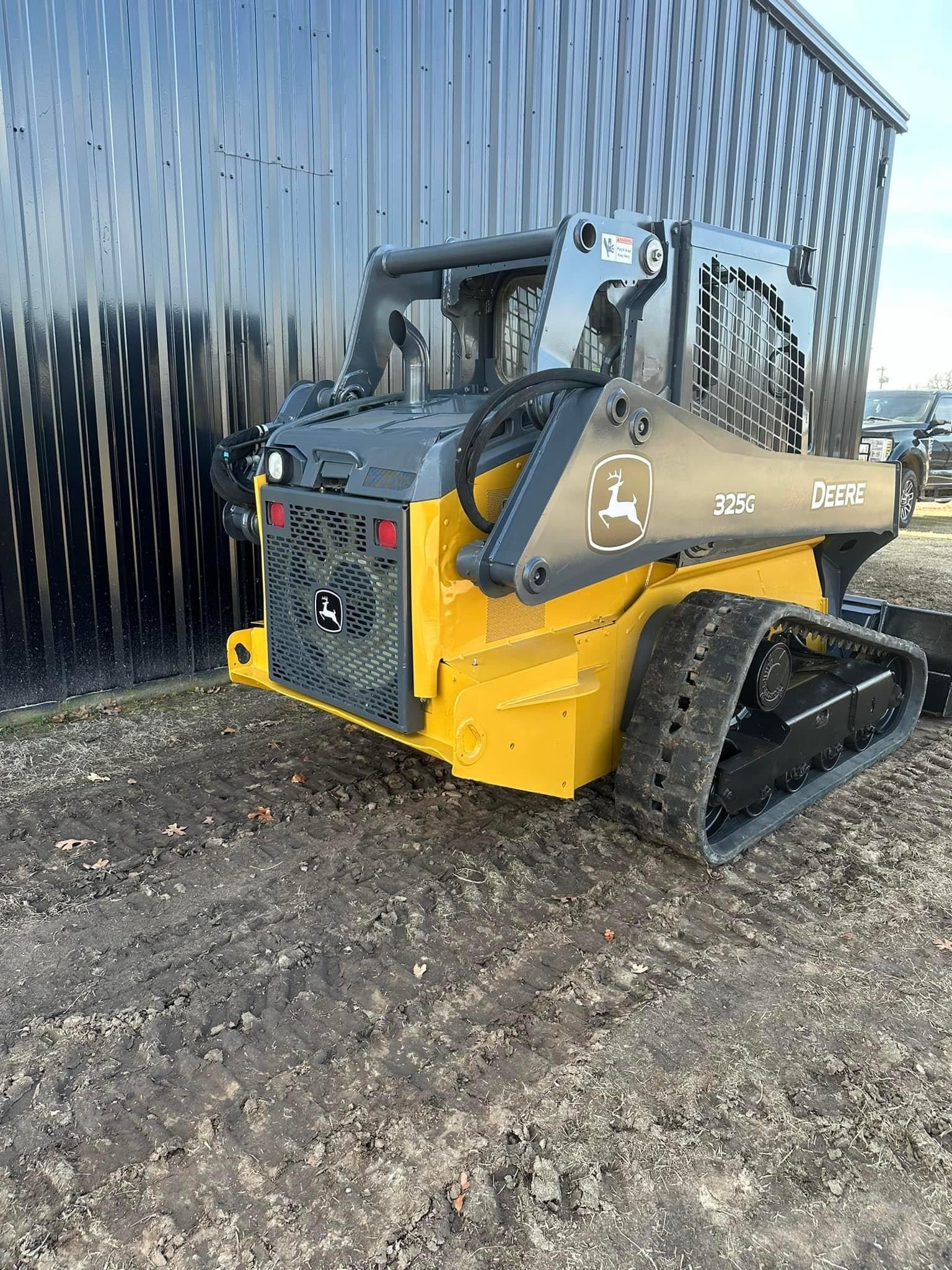 SOLD-John Deere 325G Skid Steer-compact track loader