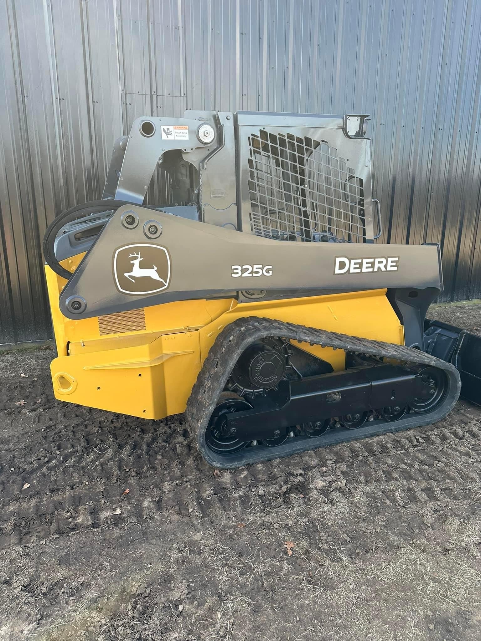 SOLD-John Deere 325G Skid Steer-compact track loader