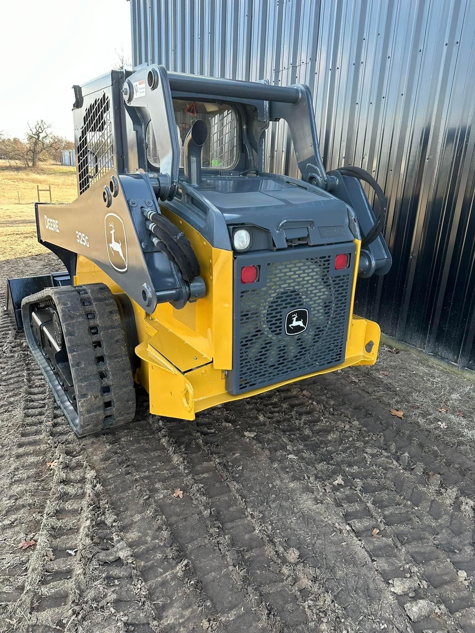 SOLD-John Deere 325G Skid Steer-compact track loader