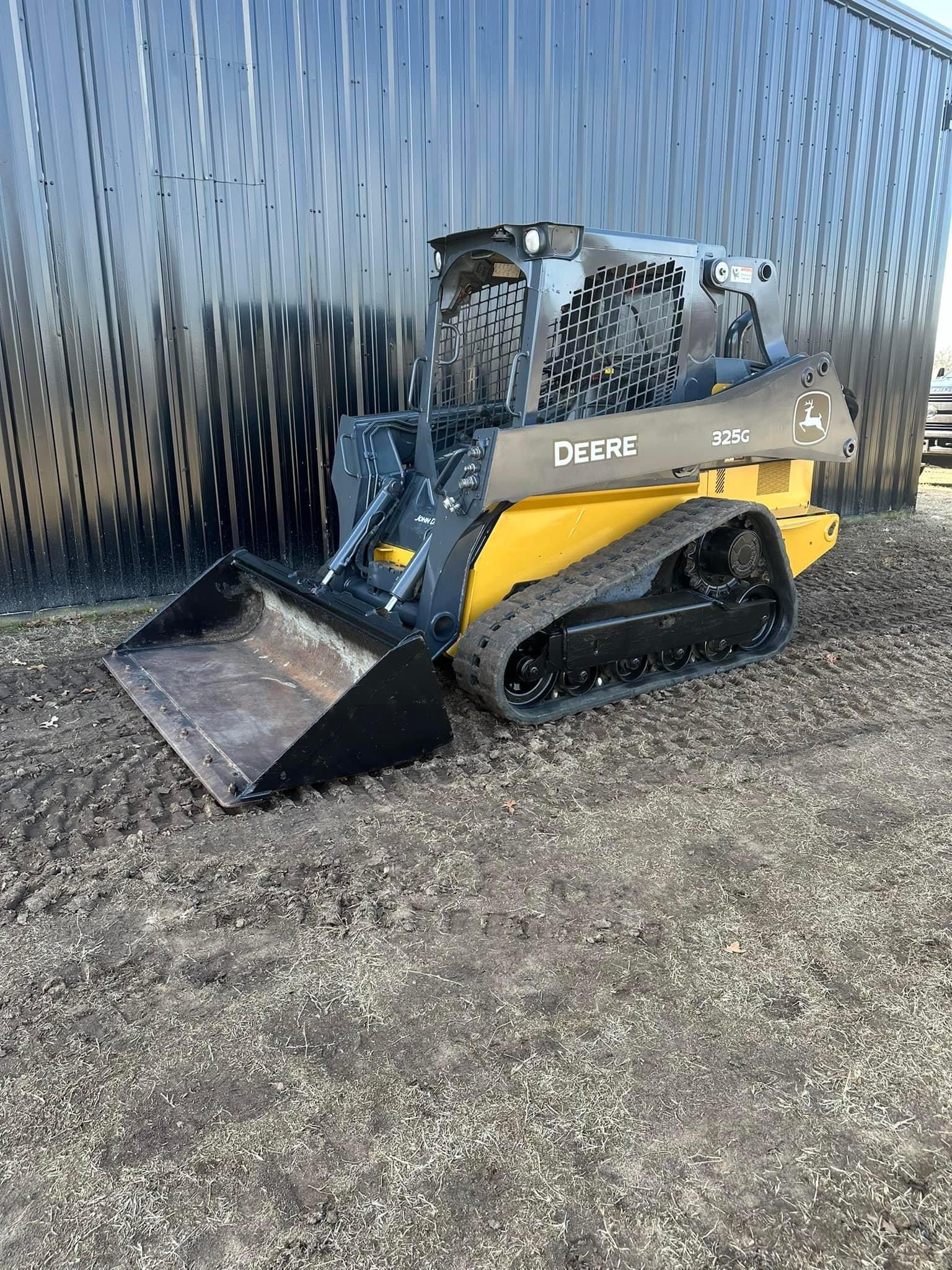 SOLD-John Deere 325G Skid Steer-compact track loader